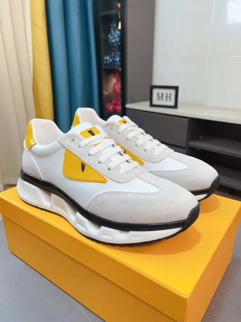 Men's shoes 💰440🌹🌹[fendi] Fendi classic and comfortable men, this complex sneaker is made of soft calfskin➕genuine leather lining➕original ultra-light rubber material with rough outsole. This unique light style is suitable for the casual and refined sensibility of this season. It is comfortable and natural on the feet. It is an everyday style for casual travel in autumn and winter! 38/44